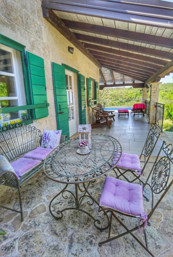 Villa Dvori Dida Mile سفيتي بيتار المظهر الخارجي الصورة